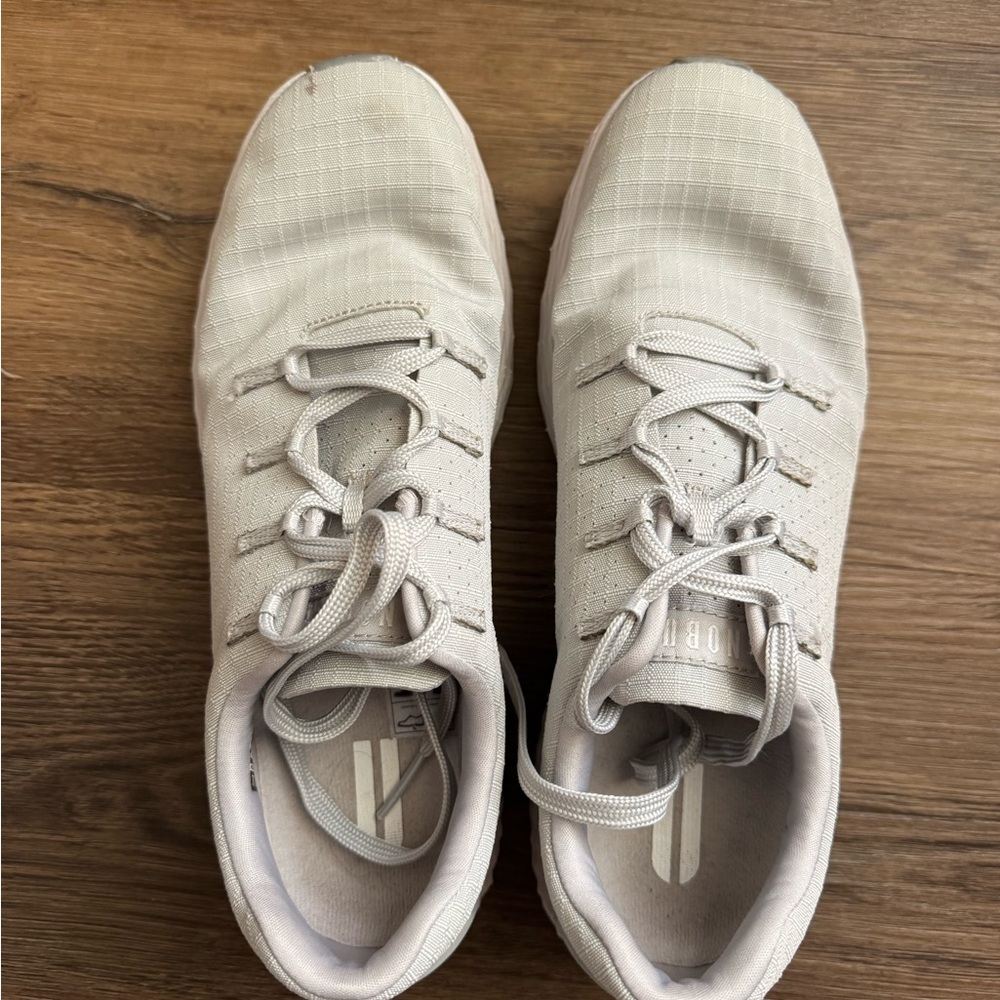 NOBULL Women's Gray Sneakers